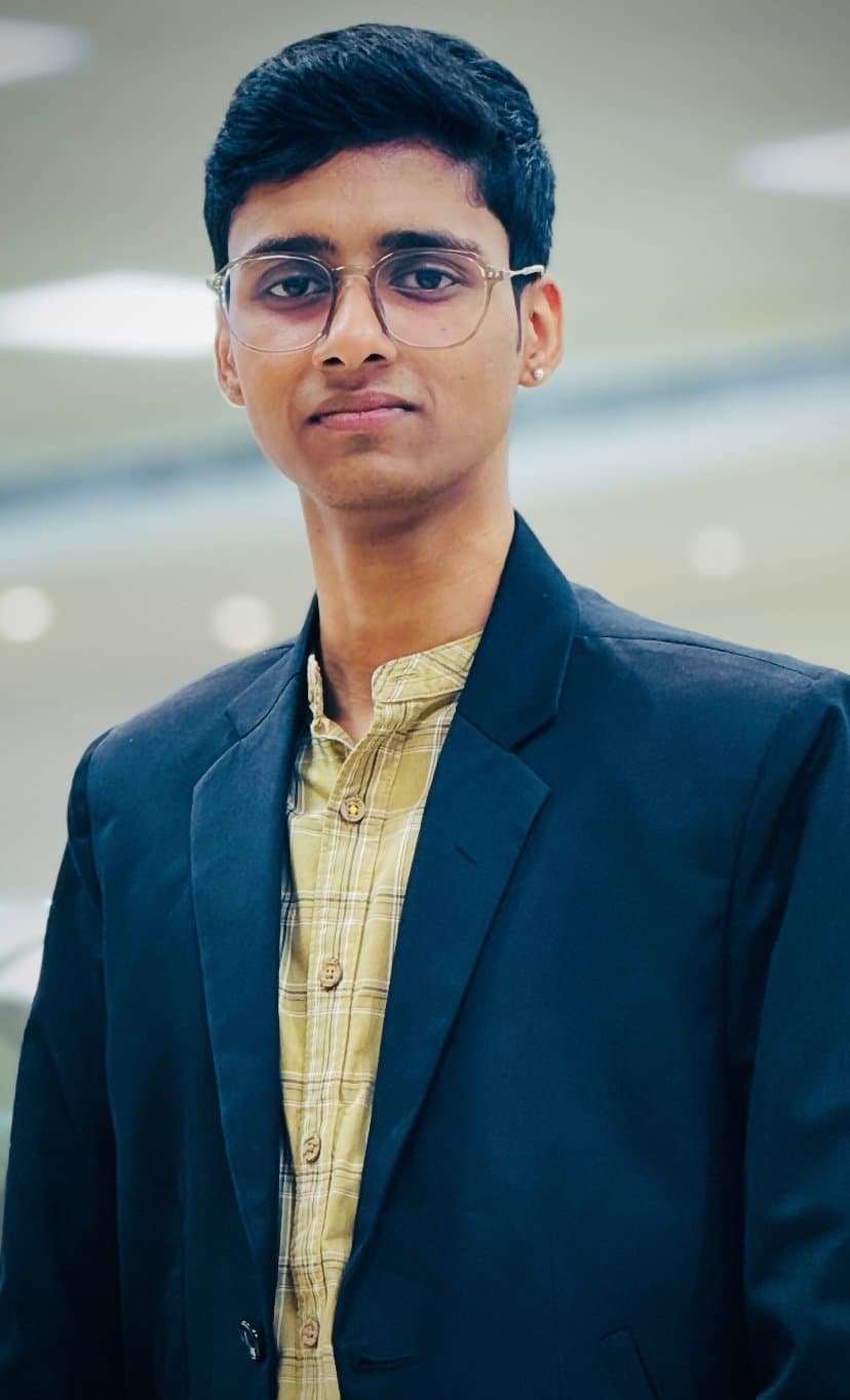 Ayush Yaduvanshi, founder of Kaam Paao